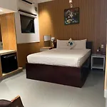 Dong Nhu Hotel